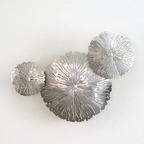 Set of 3 Lily Pad Clusters-Antique Nickel( ديكور حائط على شكل زنبق - نيكل عتيق - مجموعة من ٣)