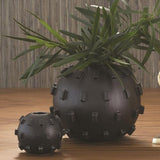 Thielo Vase-Matte Black-Small( مزهرية ثيلو باللون باللون الأسود الغير لامع -صغيرة)